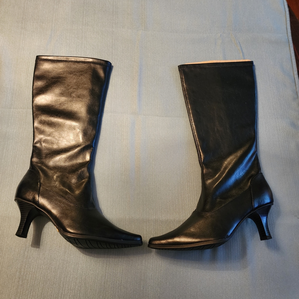 Cloudwalkers Black Heeled Boots